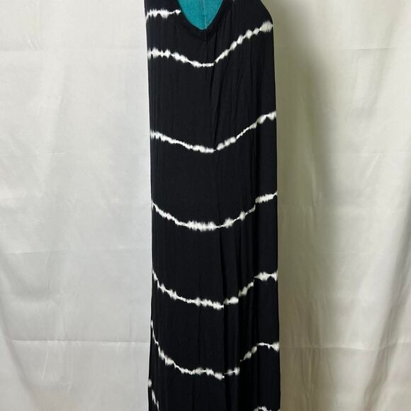 Style & Co Women's Black and White Tie Dye Maxi Dress - Picture 4 of 6